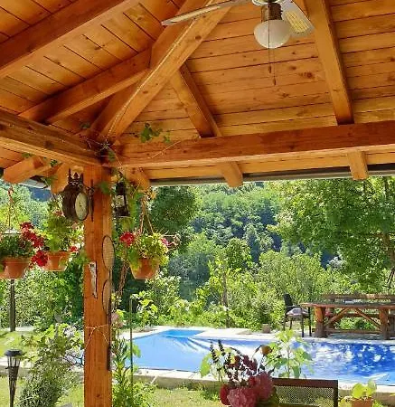 Holiday Kraljica Konjic