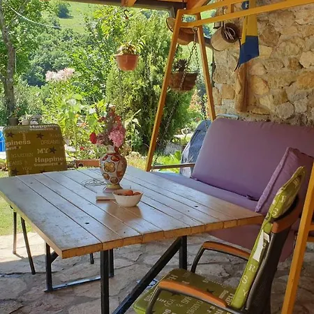 Nyaraló Holiday Kraljica Konjic
